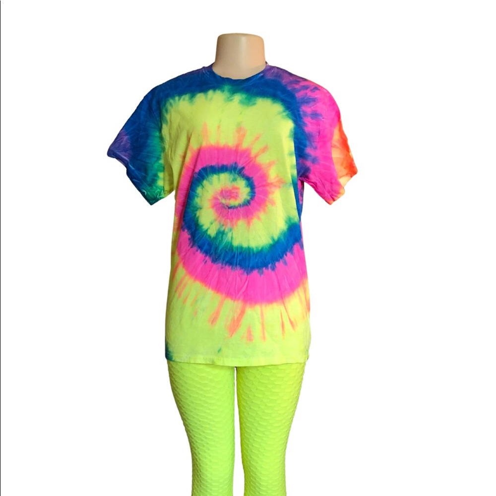 ⭐️ Neon Tie Dye Shirt! ⭐️
